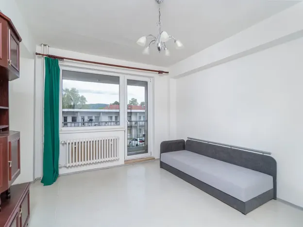 Pronájem bytu 2+1, Jince, 59 m2