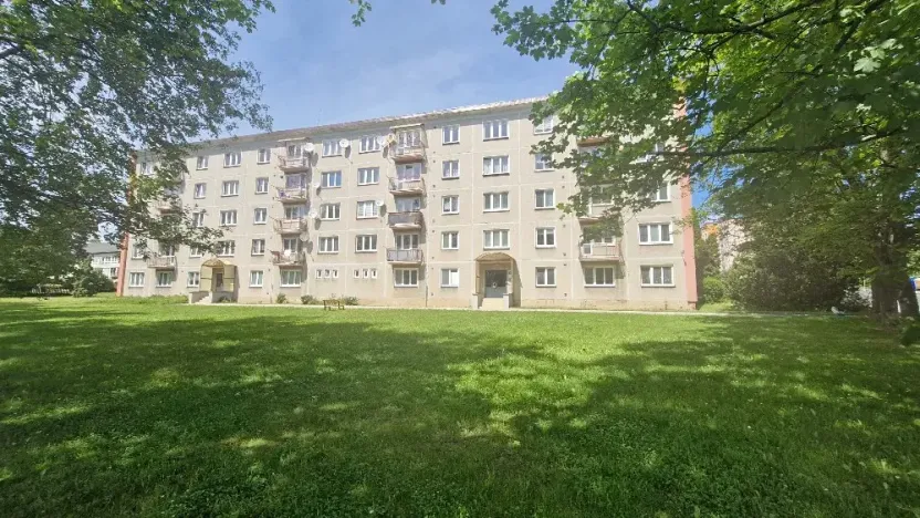 Prodej bytu 2+1, Bruntál, Jiráskova, 51 m2