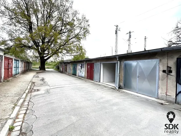 Prodej garáže, Brno, Sazenice, 17 m2