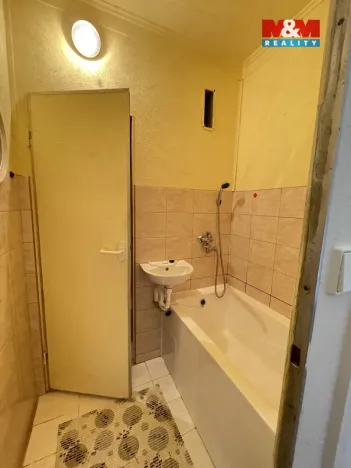 Pronájem bytu 1+1, Ostrava - Poruba, Vincence Makovského, 38 m2