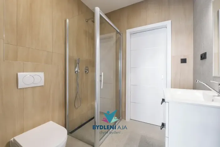 Prodej rodinného domu, Dubí, V Aleji, 206 m2