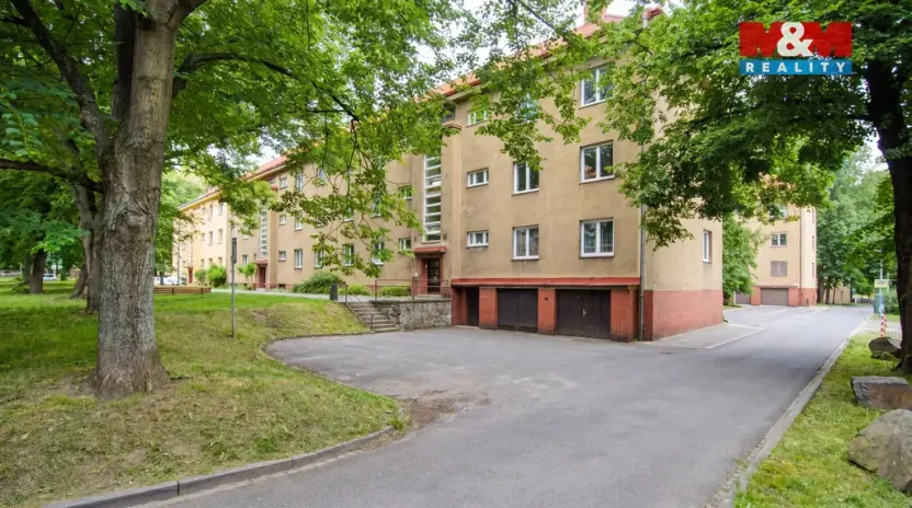Prodej bytu 3+1, Opava - Předměstí, náměstí Svaté Hedviky, 90 m2