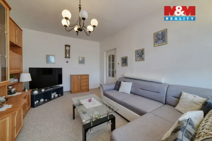 Prodej bytu 2+1, Cheb, V Zahradách, 52 m2