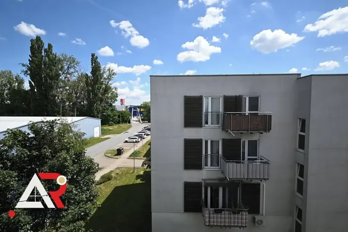 Pronájem bytu 1+kk, Brno, Vomáčkova, 39 m2