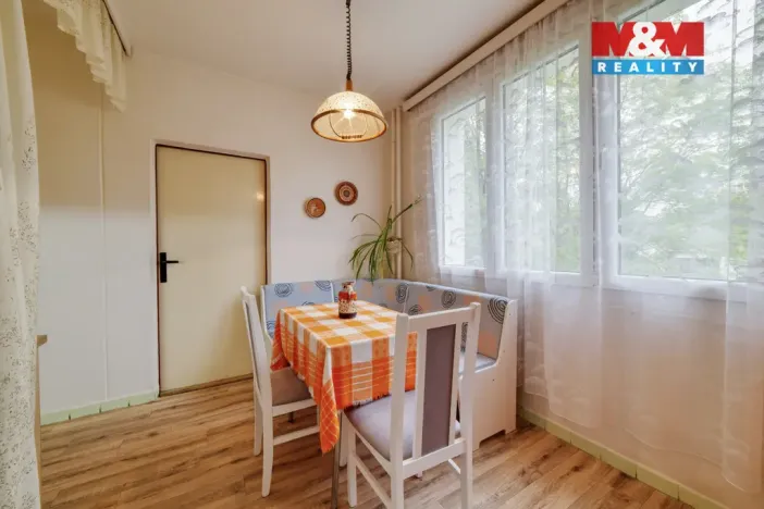 Prodej bytu 2+1, Mariánské Lázně - Úšovice, Hroznatova, 60 m2