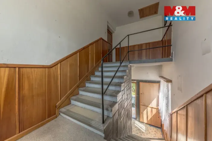 Prodej rodinného domu, Sadská, Pražská, 210 m2