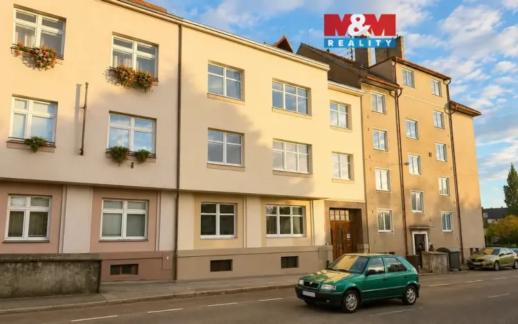 Pronájem bytu 1+kk, Písek - Budějovické Předměstí, Mírové nám., 27 m2