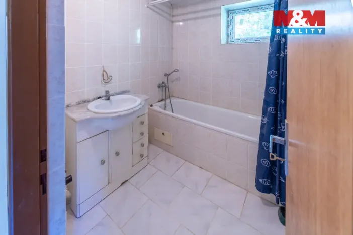 Prodej rodinného domu, Hamry, 392 m2