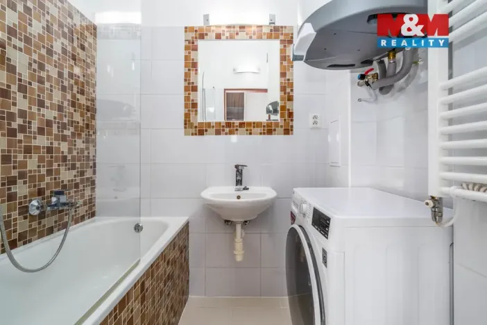 Prodej bytu 2+kk, Praha - Veleslavín, Evropská, 46 m2