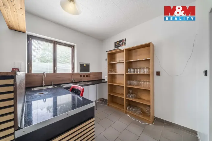 Pronájem restaurace, Radnice, Sídliště, 108 m2