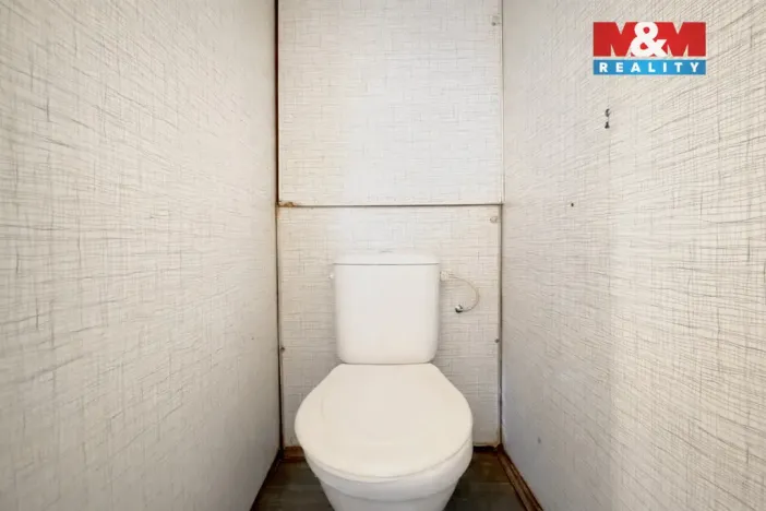 Prodej bytu 4+1, Záchlumí, 74 m2
