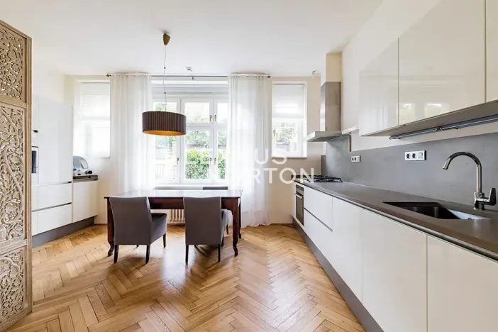 Pronájem bytu 4+1, Praha - Vinohrady, Hradešínská, 120 m2