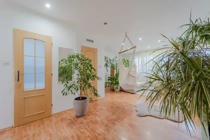 Prodej bytu 3+1, Opava, Šrámkova, 69 m2