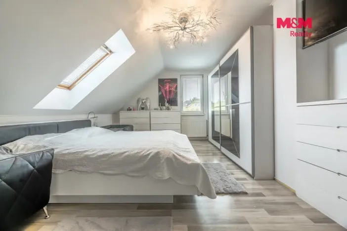 Prodej rodinného domu, Tachlovice, Sportovní, 312 m2