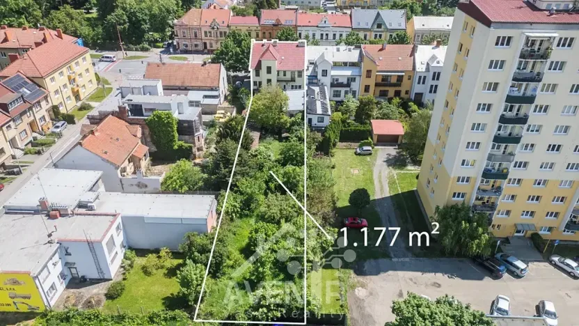 Prodej vily, Uherské Hradiště, Tř. Maršála Malinovského, 634 m2