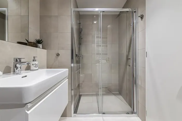 Pronájem bytu 1+kk, Praha - Karlín, Pobřežní, 28 m2