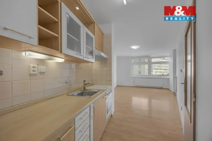 Pronájem bytu 2+kk, Pardubice - Zelené Předměstí, nábřeží Závodu míru, 48 m2