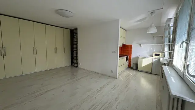 Pronájem bytu 1+1, Mělník, Kosmonautů, 42 m2