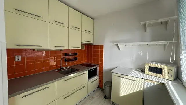 Pronájem bytu 1+1, Mělník, Kosmonautů, 42 m2