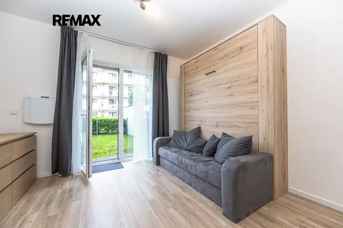 Pronájem bytu 1+kk, Praha - Libeň, Novovysočanská, 25 m2