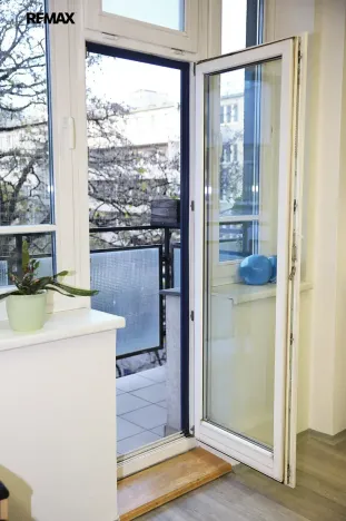 Pronájem komerční nemovitosti, Praha - Smíchov, Ostrovského, 30 m2