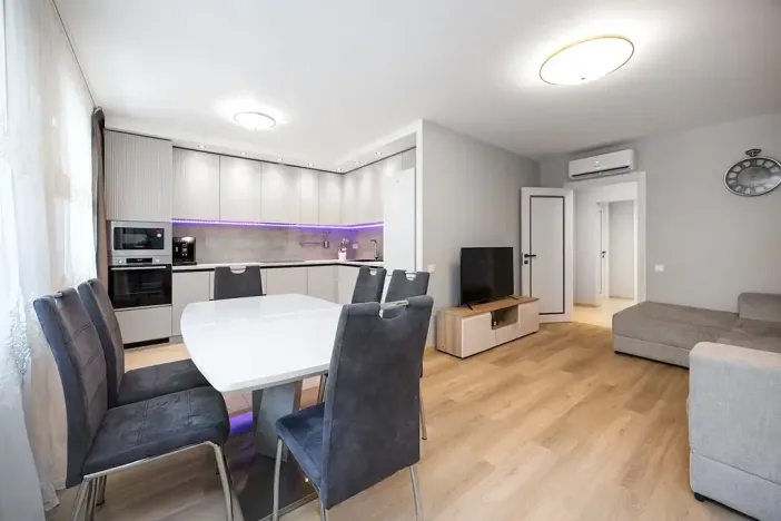 Prodej bytu 3+kk, Praha - Prosek, Jablonecká, 74 m2