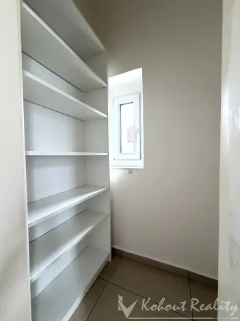 Pronájem bytu 2+kk, Praha - Strašnice, Nedvězská, 53 m2