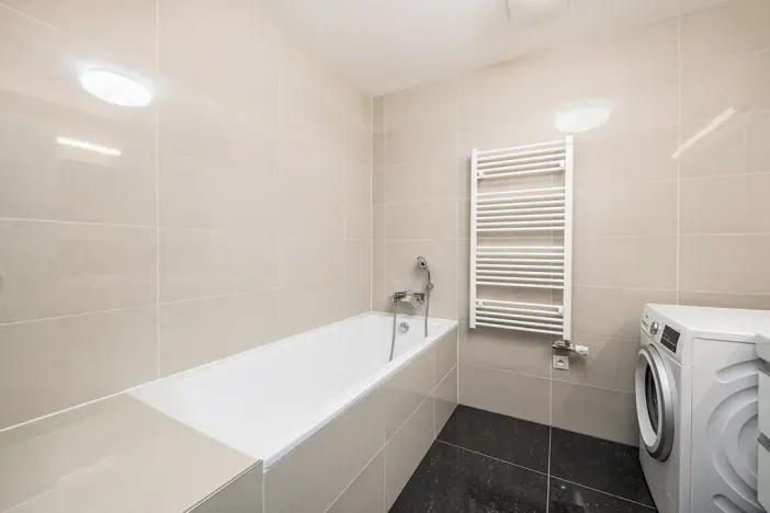 Pronájem bytu 3+kk, Praha, Sokolovská, 88 m2