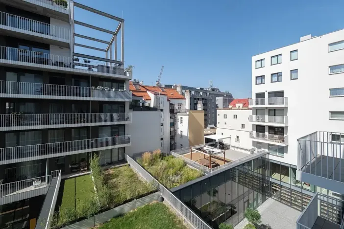 Pronájem bytu 3+kk, Praha, Sokolovská, 88 m2