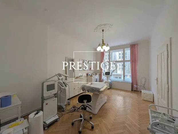 Pronájem obchodního prostoru, Praha - Josefov, Kaprova, 96 m2