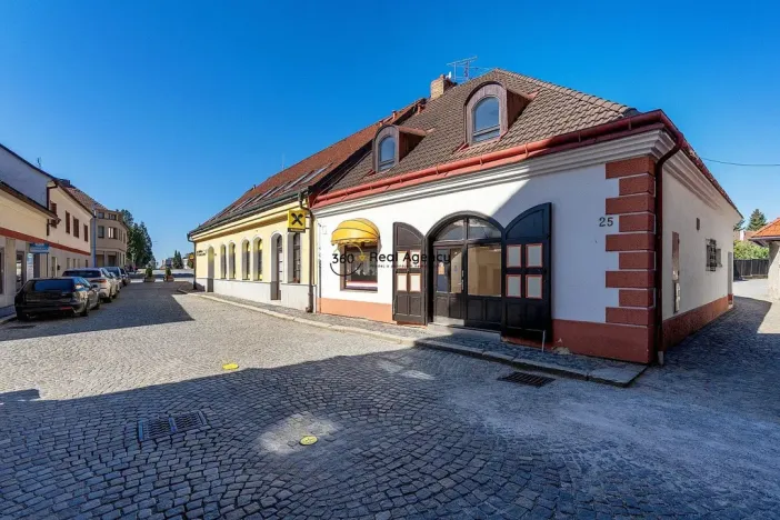 Prodej rodinného domu, Kamenice nad Lipou, Masarykova, 390 m2