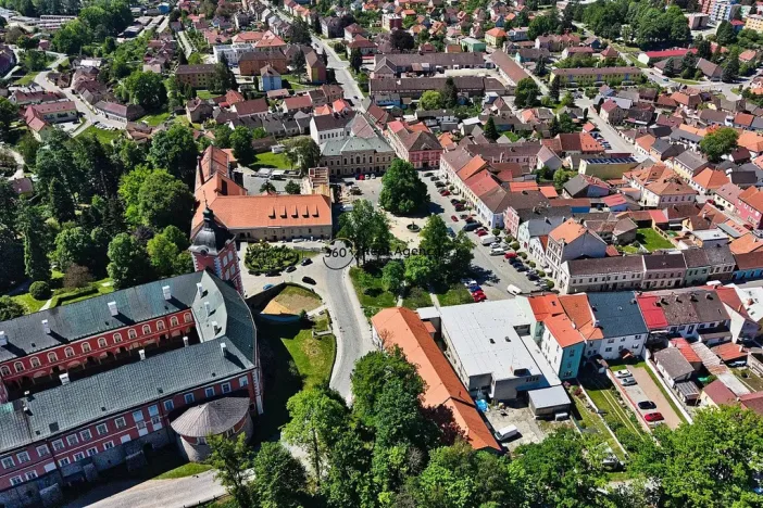 Prodej rodinného domu, Kamenice nad Lipou, Masarykova, 390 m2
