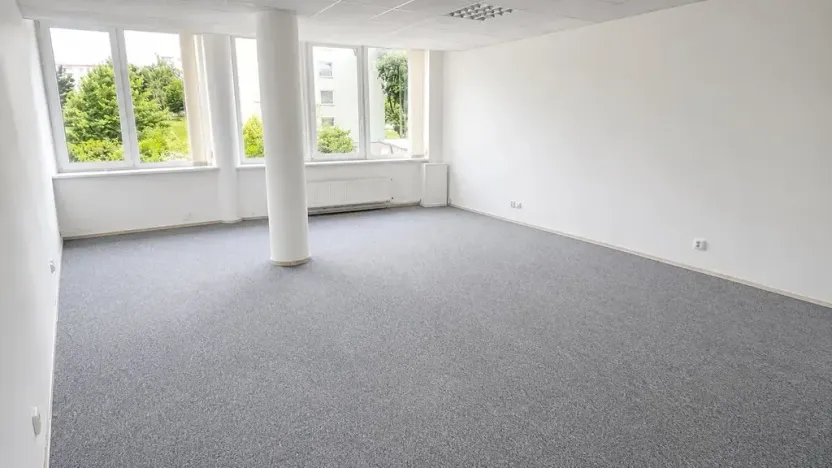 Pronájem kanceláře, Brno, Bednaříkova, 42 m2