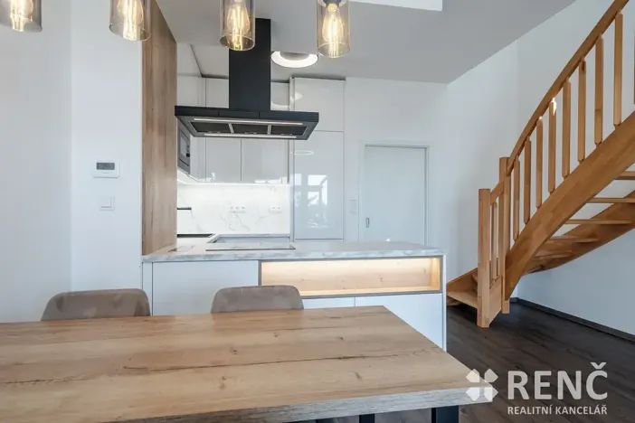 Pronájem bytu 3+kk, Zbýšov, čtvrť Padělky, 78 m2