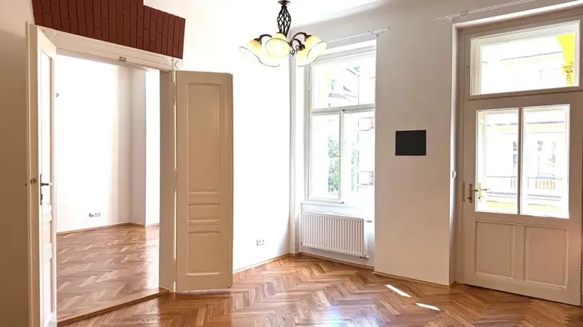 Pronájem bytu 4+1, Praha - Vinohrady, Polská, 128 m2