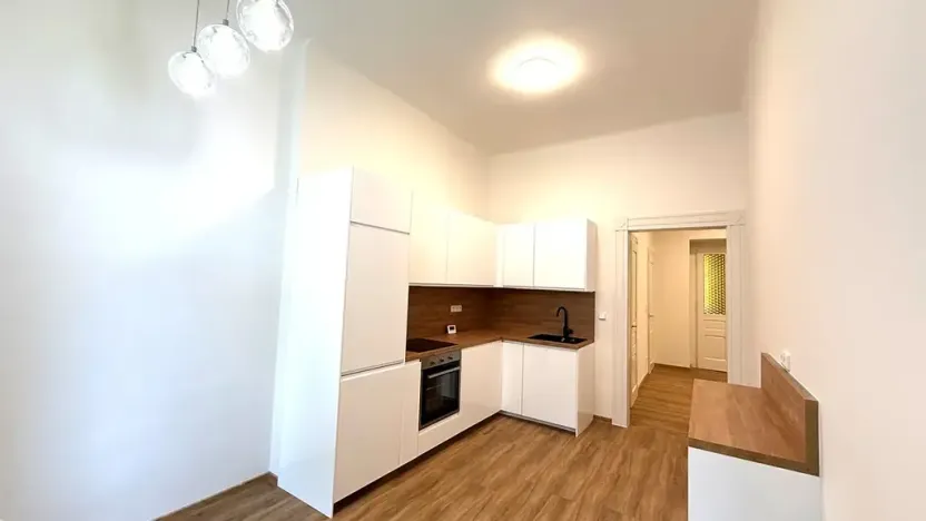 Pronájem bytu 4+1, Praha - Vinohrady, Polská, 128 m2