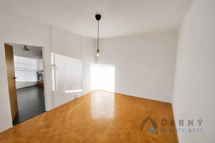 Pronájem bytu 2+kk, Liberec, Rychtářská, 36 m2