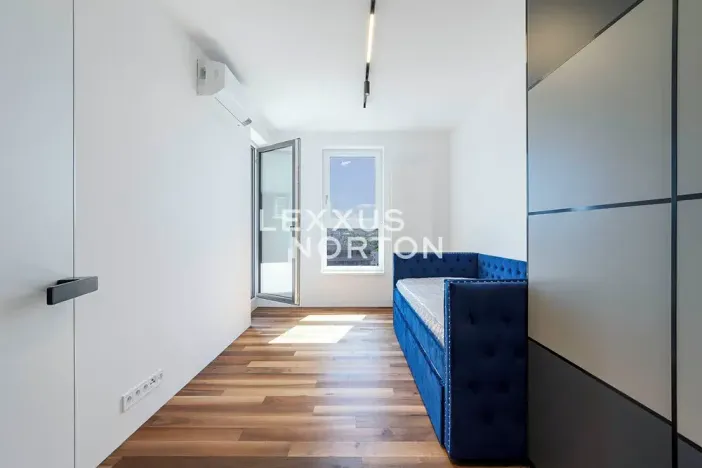 Prodej bytu 3+kk, Praha - Vysočany, Oktábcových, 84 m2