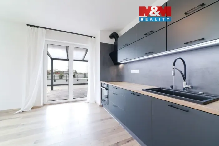 Pronájem bytu 2+kk, Plzeň, Pecháčkova, 56 m2