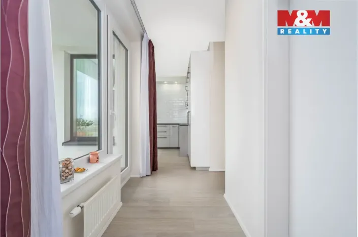 Prodej bytu 2+kk, Praha - Dolní Měcholupy, Honzíkova, 54 m2