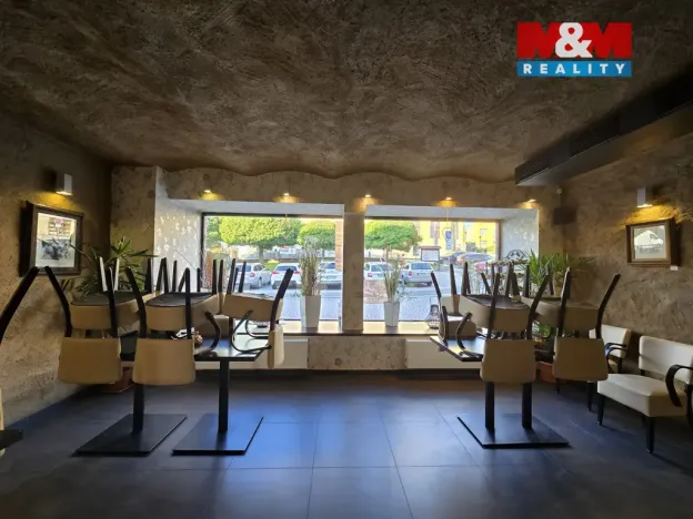 Pronájem restaurace, Brušperk, náměstí J. A. Komenského, 210 m2