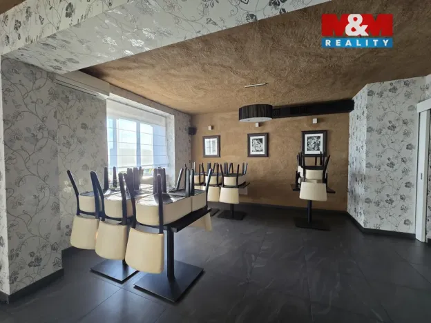 Pronájem restaurace, Brušperk, náměstí J. A. Komenského, 210 m2
