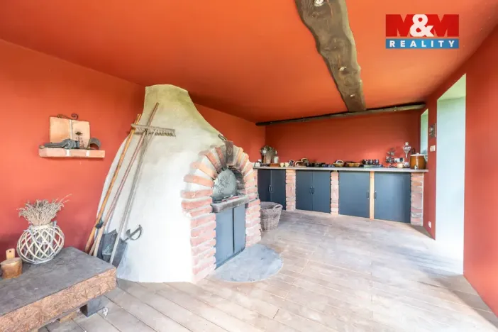Prodej rodinného domu, Hovorany, 262 m2