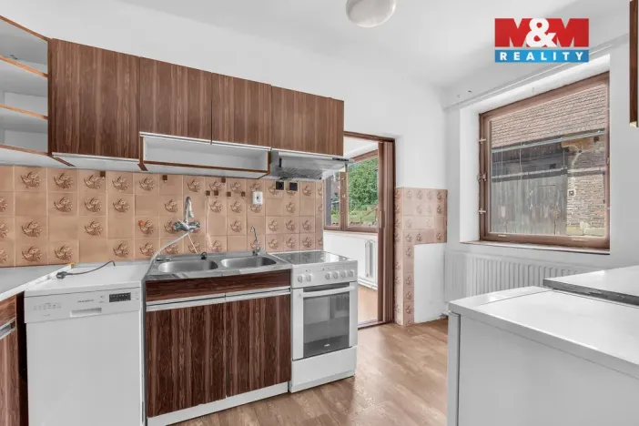 Prodej rodinného domu, Rovensko pod Troskami, Riegrova, 150 m2