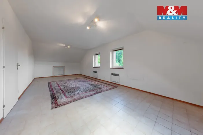 Prodej rodinného domu, Karlovy Vary - Hůrky, 250 m2