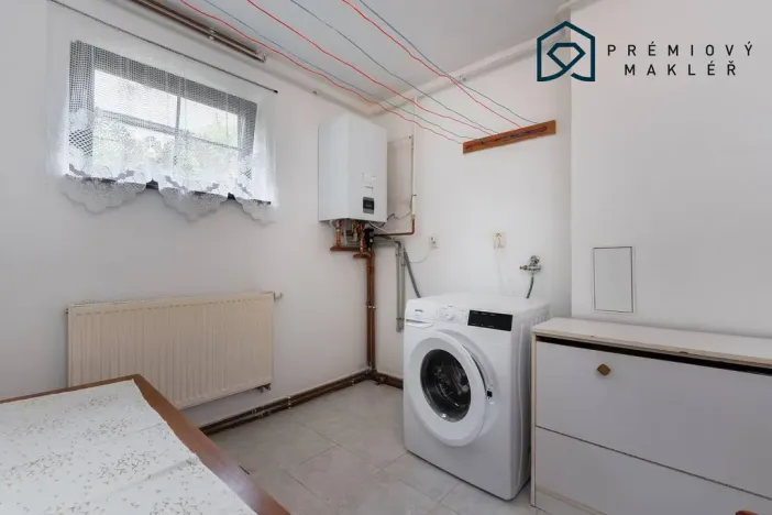 Prodej rodinného domu, Lubenec, Zahradní, 200 m2