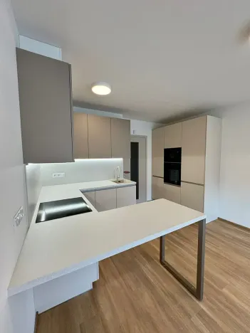 Pronájem bytu 1+kk, Praha - Háje, Výstavní, 34 m2