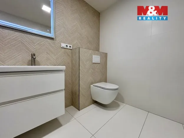 Prodej bytu 3+kk, Ostrava - Radvanice, Dvořáčkova, 105 m2