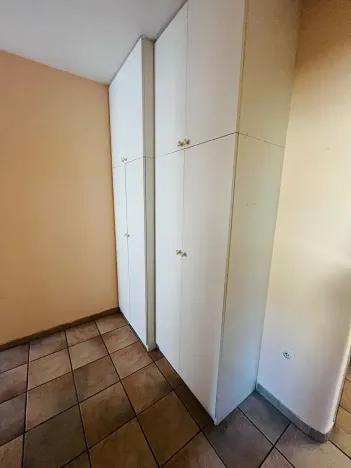 Pronájem bytu 2+1, Jesenice, K Belnici, 90 m2
