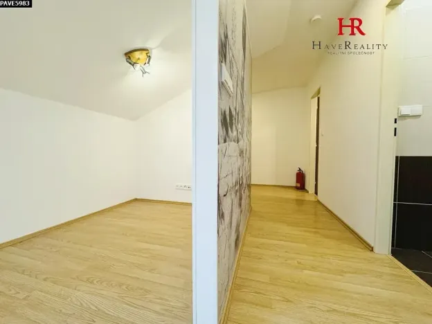 Pronájem bytu 2+kk, Benešov, Malé náměstí, 54 m2